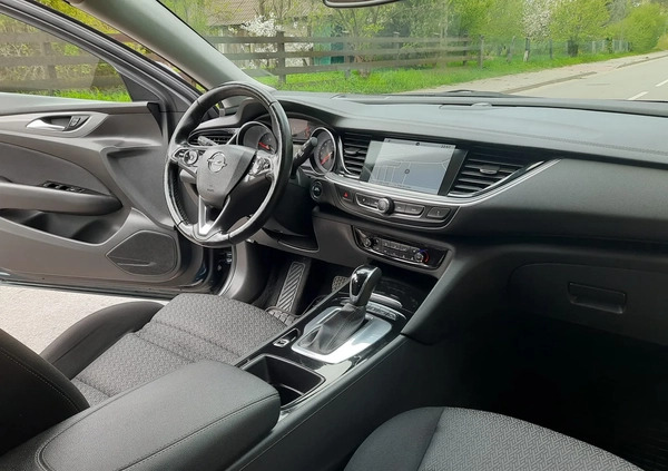 Opel Insignia cena 57900 przebieg: 143000, rok produkcji 2018 z Prabuty małe 352